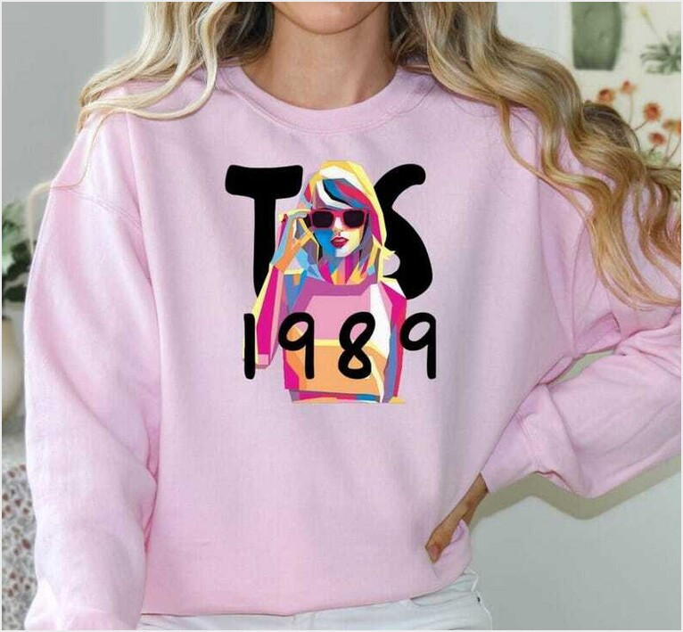 1989 Ts Shirt Little Swiftie Era Sweatshirt Gifts For Sister Merch Clothing 1989 Ts Shirt Little Swiftie Era Sweatshirt Gifts For Sister Merch Clothing