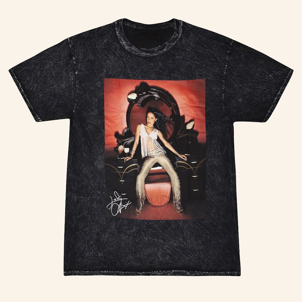 Aaliyah Merch Aaliyah Photo Signature T-Shirt Best Gifts For Music Lovers Aaliyah Merch Aaliyah Photo Signature T-Shirt Best Gifts For Music Lovers