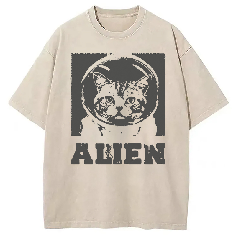Alien Cat Washed T-Shirt Retro Humor Outfit Idea Gifts For Friends Alien Cat Washed T-Shirt Retro Humor Outfit Idea Gifts For Friends