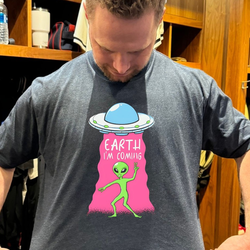 Alien Earth I'm Coming Meme T-Shirt Best Gifts For Boyfriend Alien Earth I'm Coming Meme T-Shirt Best Gifts For Boyfriend