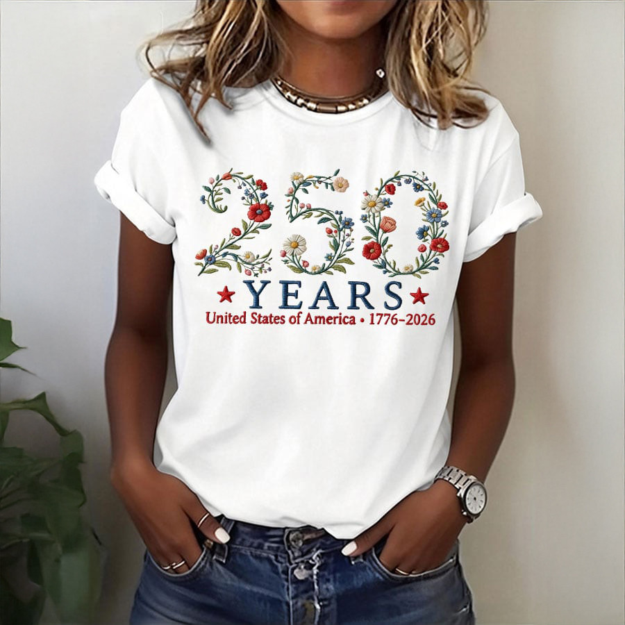 America 250 Years 1776 2026 Commemorative T-Shirt America's Birthday Clothing Present For Women