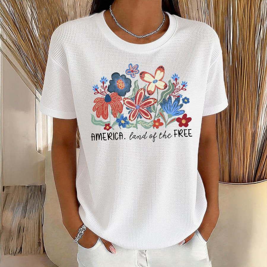 America Land Of Free Floral T-Shirt Independence Day Clothes Patriotic Presents
