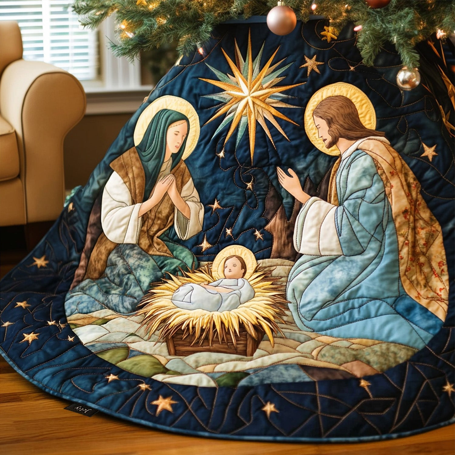Angelic Grace Quilted Christmas Tree Skirt Seasonal Tree Area Decoration Xmas Under-Tree Decoration