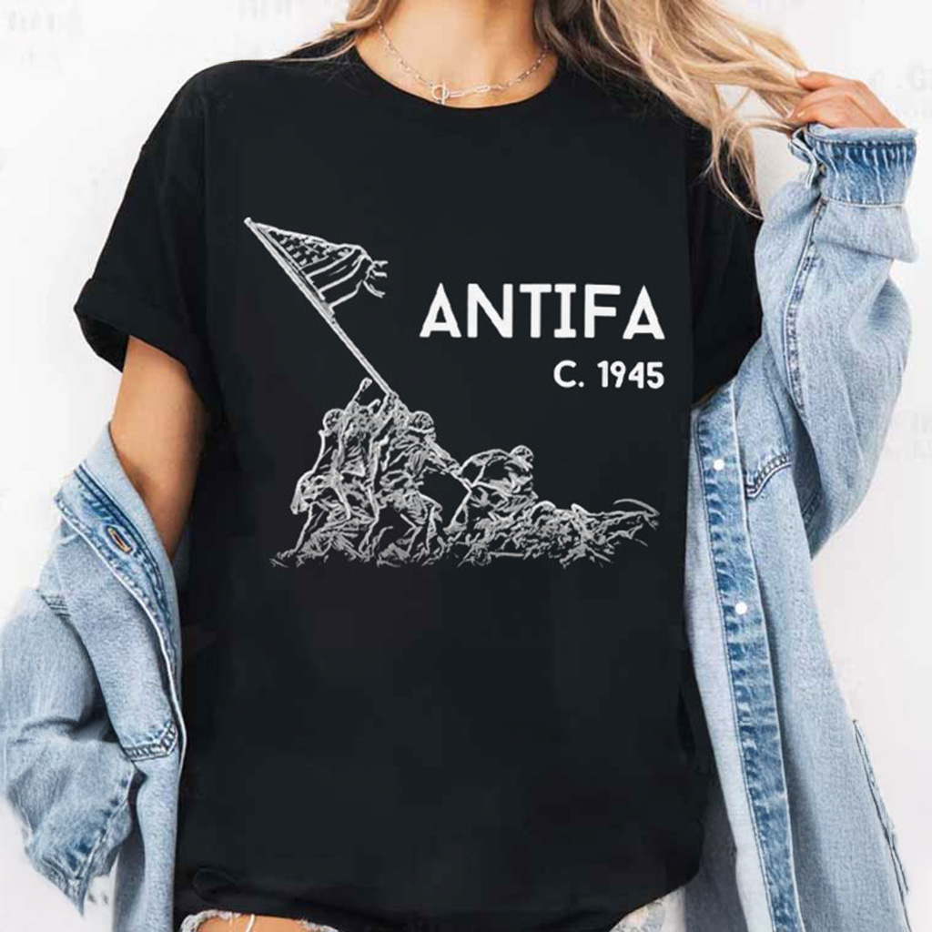 Antifa C 1945 Anti Fascist T-Shirt Patriotic Gifts For Mom
