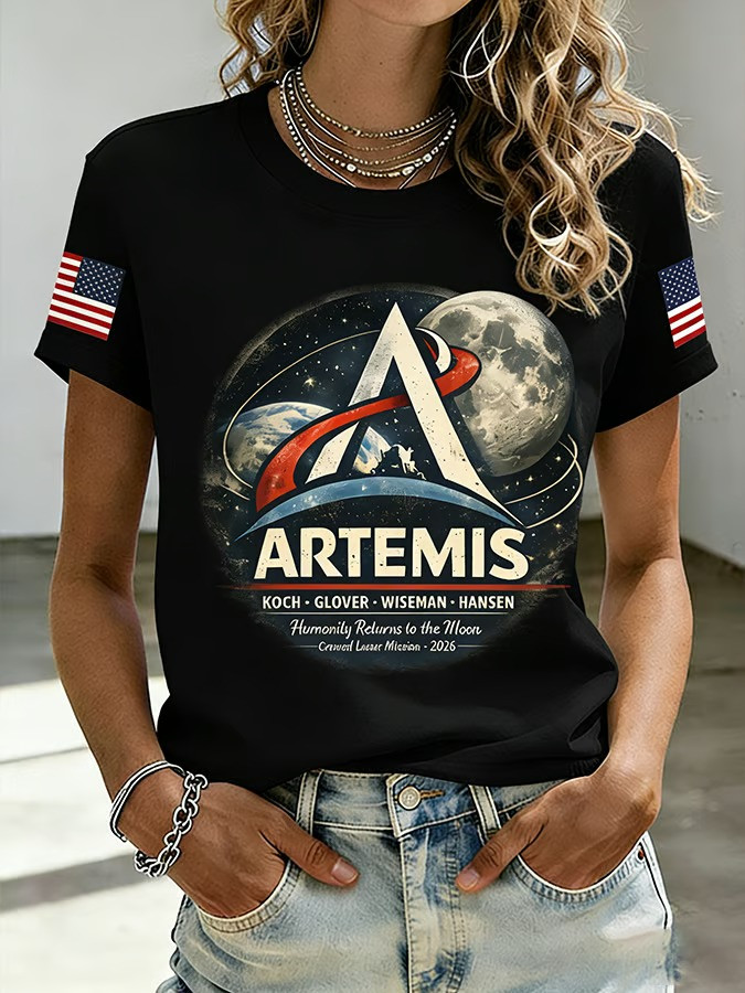Artemis II Flight 2026 T-Shirt Koch Glover Wiseman Hansen With USA Flag Clothing Gift For Her
