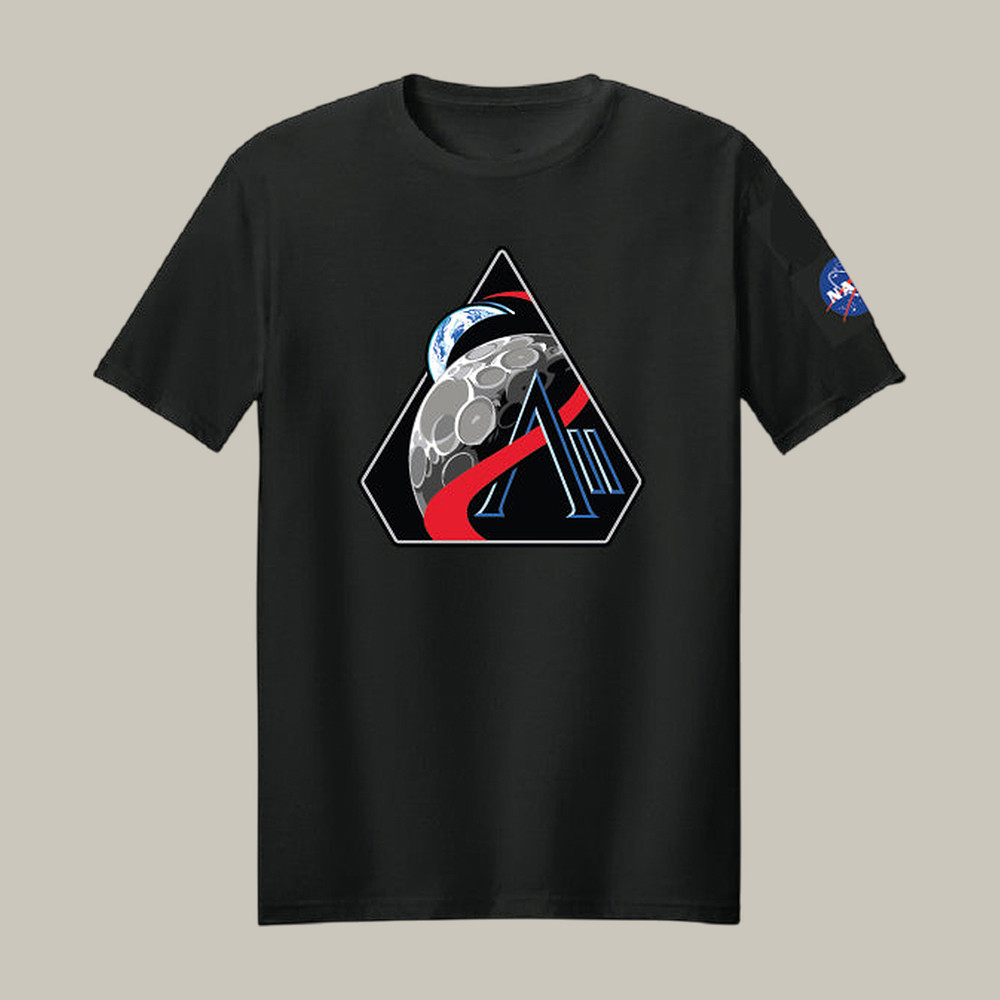 Artemis II Logo NASA T-Shirt Modern NASA Graphic Tee Present Idea For Astrophile