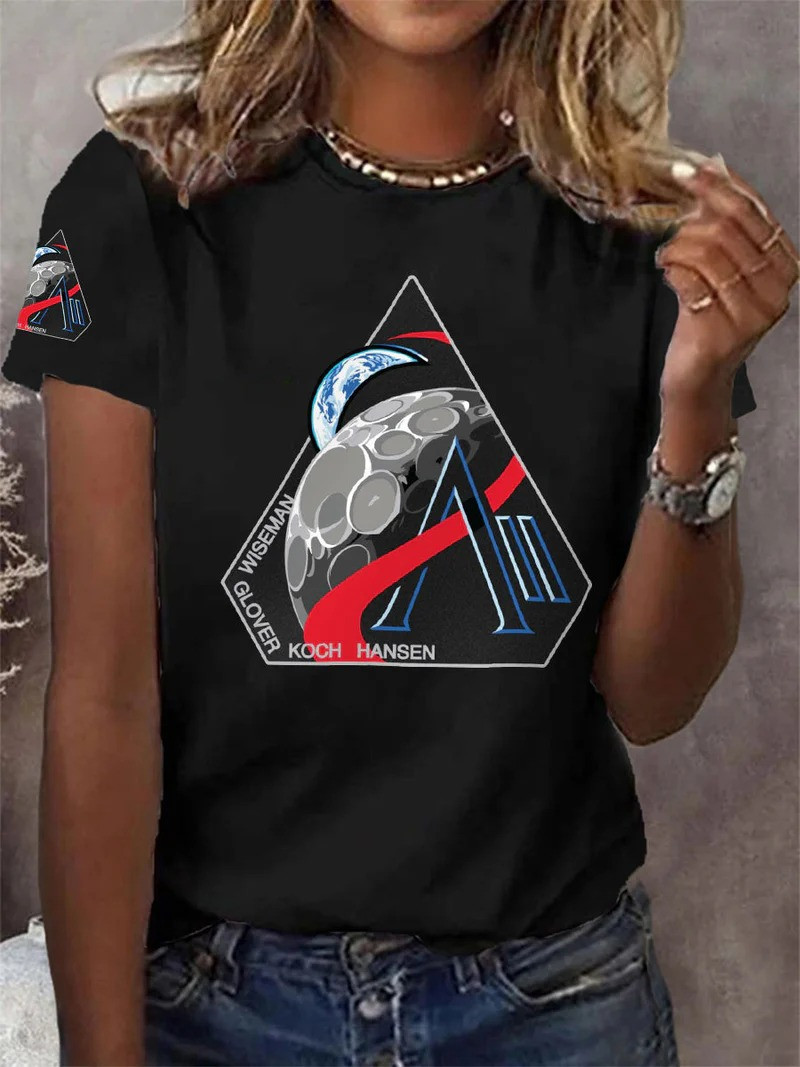 Artemis II Moon Mission T-Shirt Humanity Returns To The Moon Clothing NASA Lover Gift