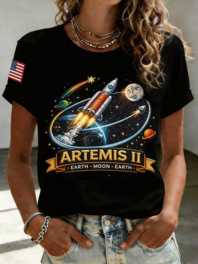 Artemis II NASA Mission T-Shirt Earth Moon Earth Tee Gift For Aspiring Astronauts