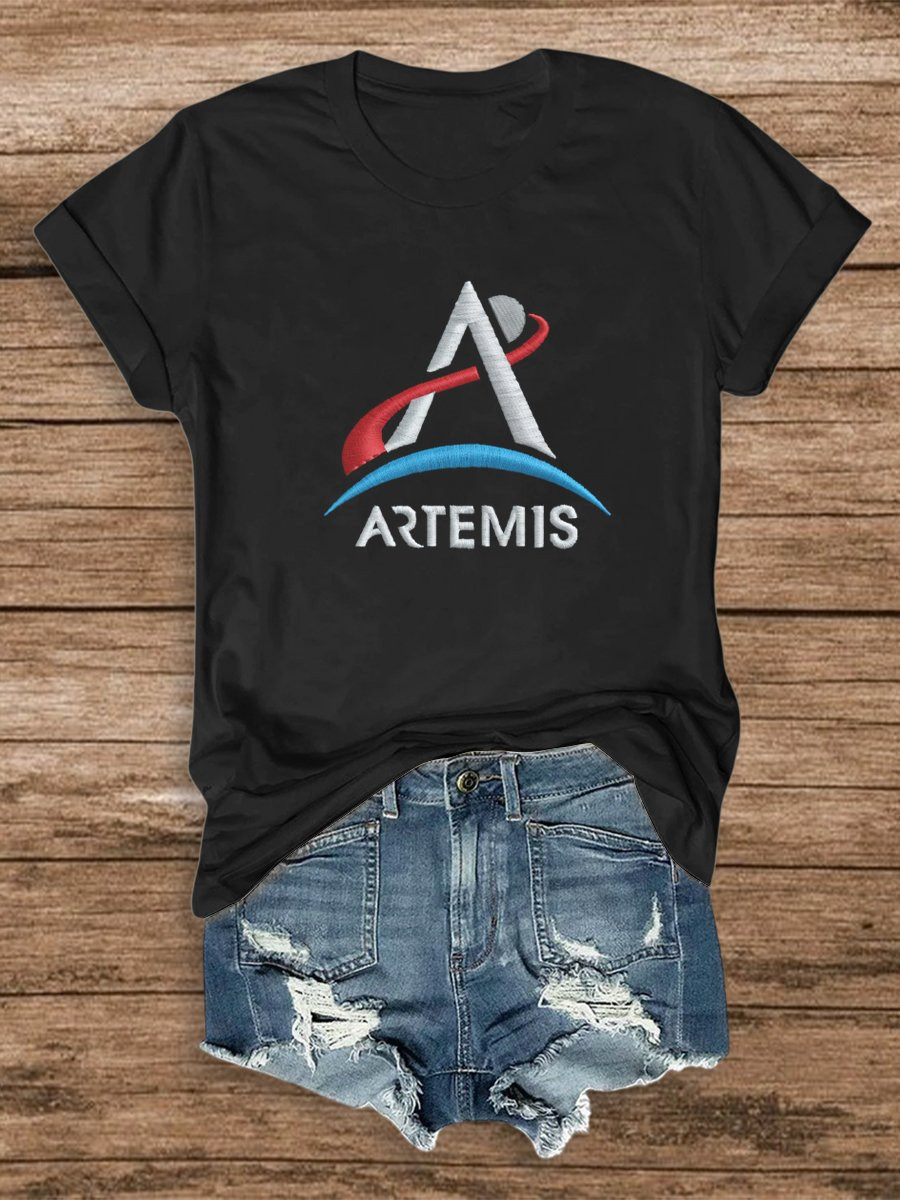 Artemis II Space Mission 2026 T-Shirt NASA Moon Mission 2026 Clothes Gift For Girlfriend