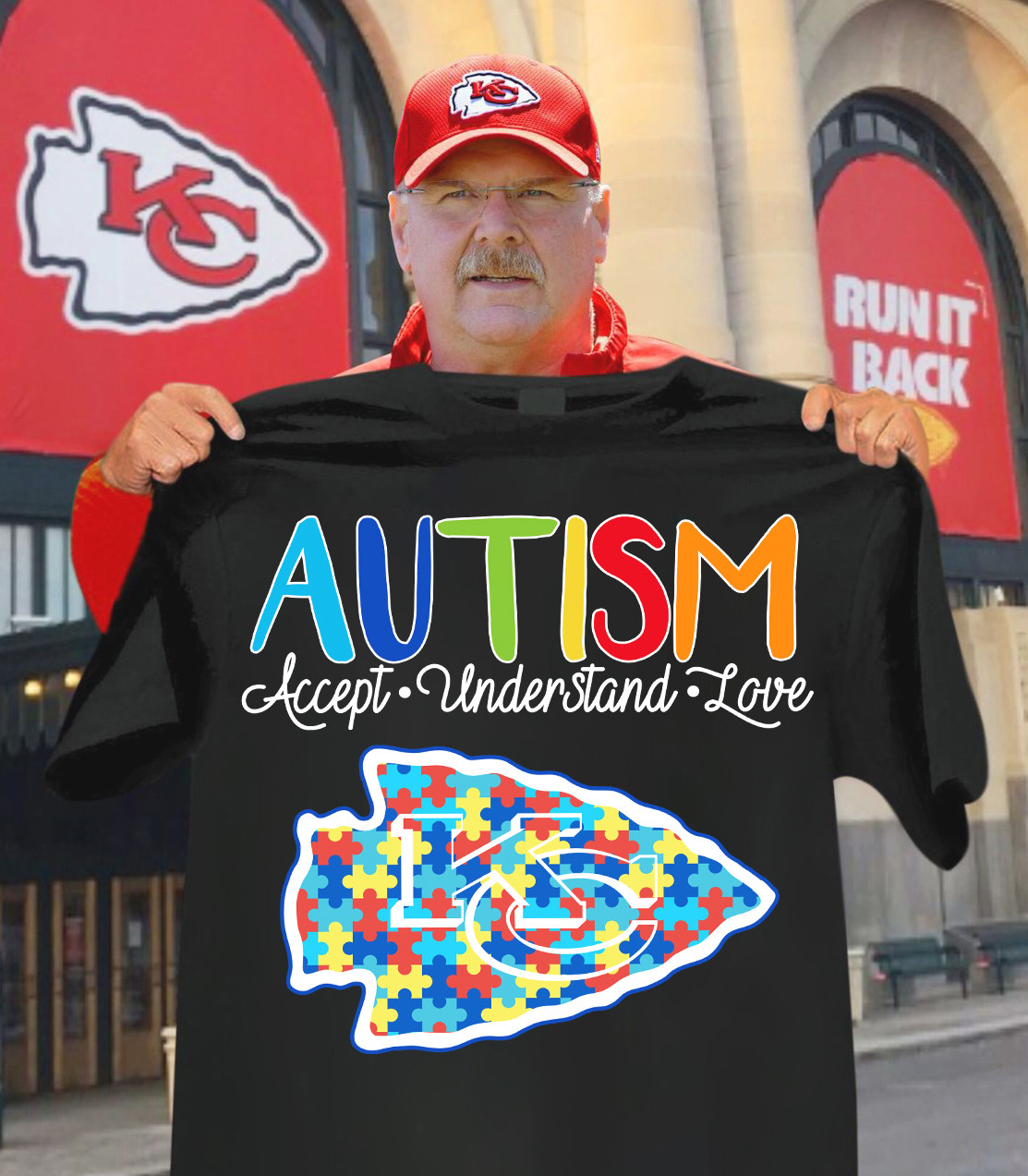 Autism Accept Understand Love Kansas City Chiefs T-Shirt Football Fan Gift Ideas