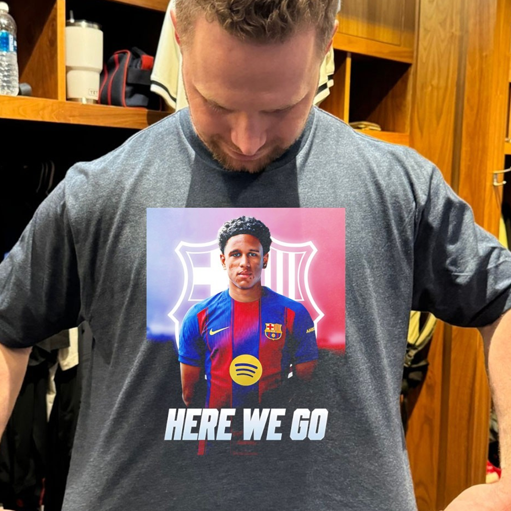 Barcelona To Juwensley Onstein Here We Go T-Shirt Juwensley Onstein Merch Gifts For Soccer Players Barcelona To Juwensley Onstein Here We Go T-Shirt Juwensley Onstein Merch Gifts For Soccer Players