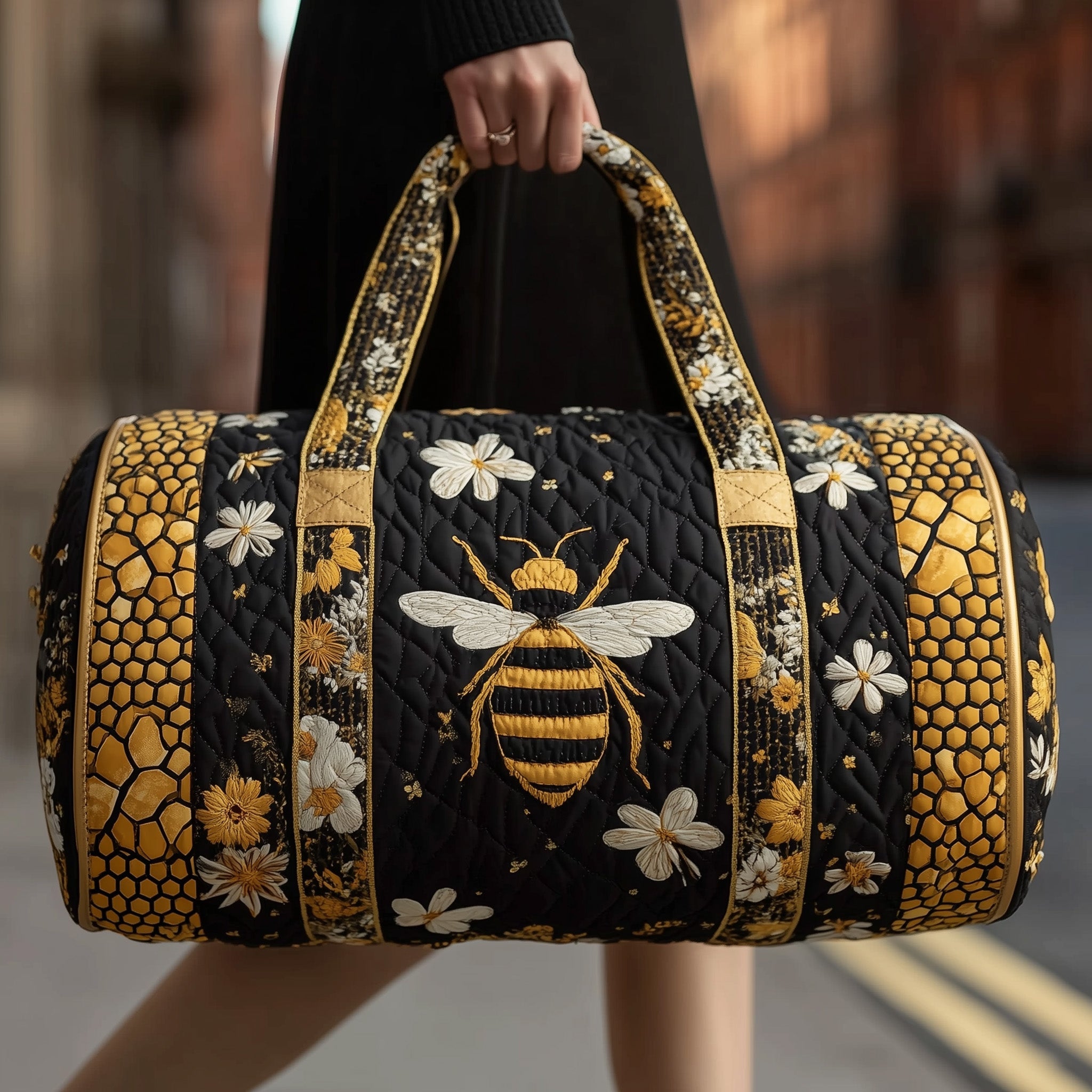 Bee Quilted Duffle Bag Durable And Lightweight