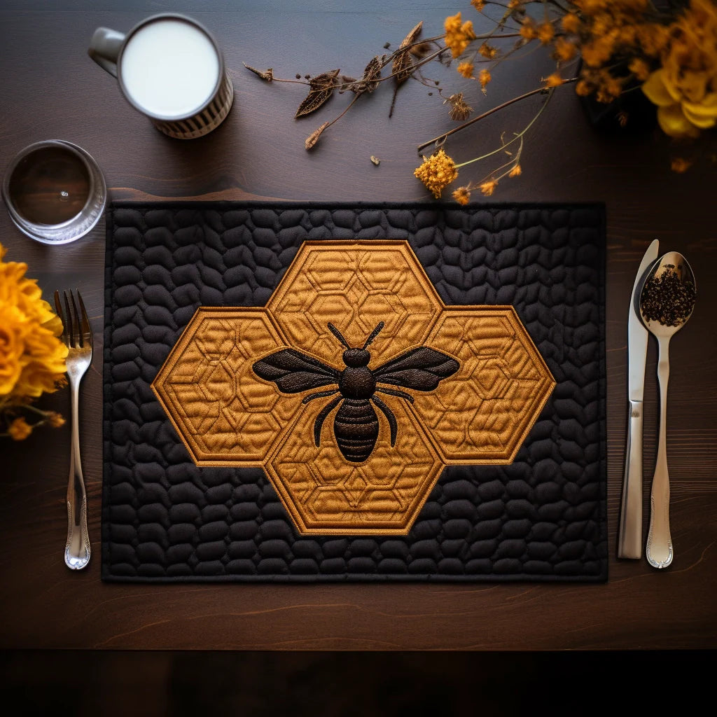 Bee Quilted Placemat Holiday Gifts For Bee Lovers