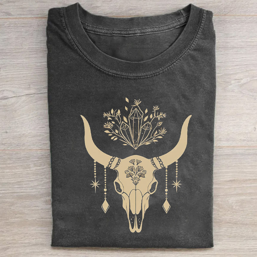 Bull Skull with Floral Design Men_s Graphic T-Shirt Western Style Merch Best Gift For Cowboy Lovers