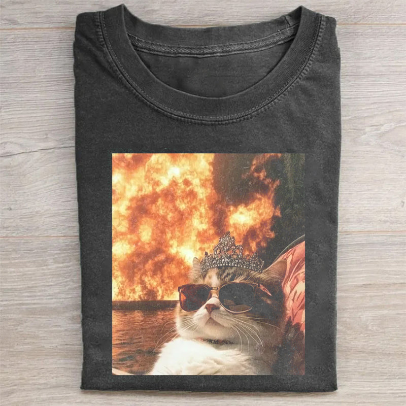 Calm And Collected Cat T-Shirt Cute Pet Lovers Merch Best Gift For Cat Owners