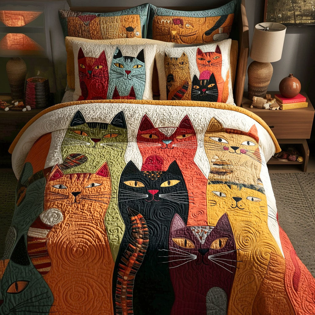 Cat Mischief Quilted Bedding Set Warm and Breathable Bedding Set for All Seasons