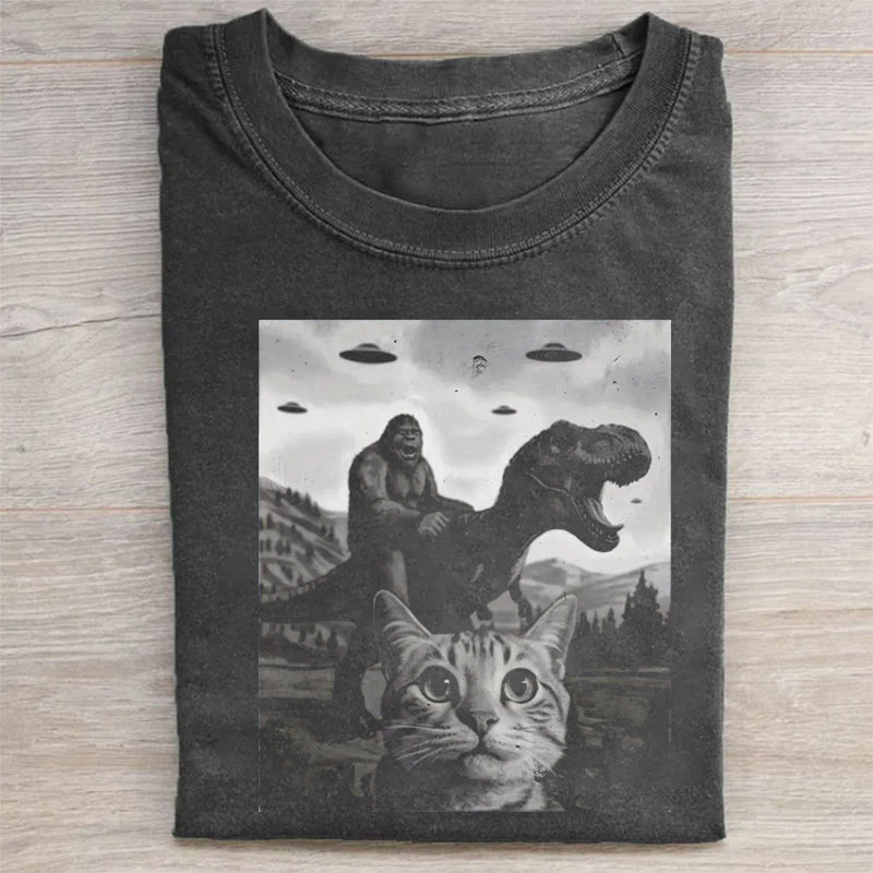 Cat Selfie With Dinosaur Funny T-Shirt Cute Pet Lovers Merch Best Gift For Cat Owners