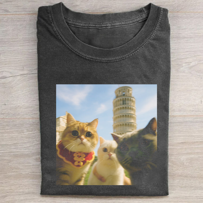 Cat Taking Selfie With Tower Of Pisa Funny T-Shirt Travel Cat Merch Best Gift For Cat Lovers