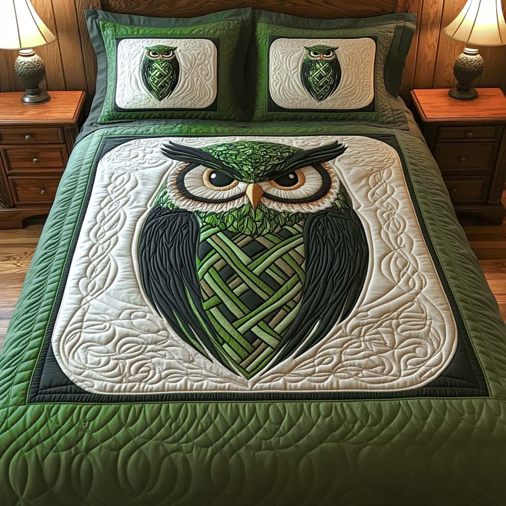 Celtic Sage Quilted Bedding Set Warm and Breathable Bedding Set for All Seasons