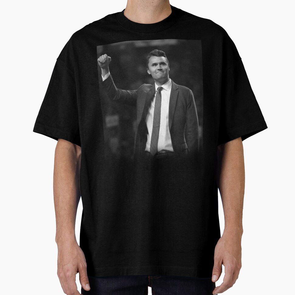 Charlie Kirk Freedom T-shirt Charlie Kirk Potrait Memorial Fans Clothing