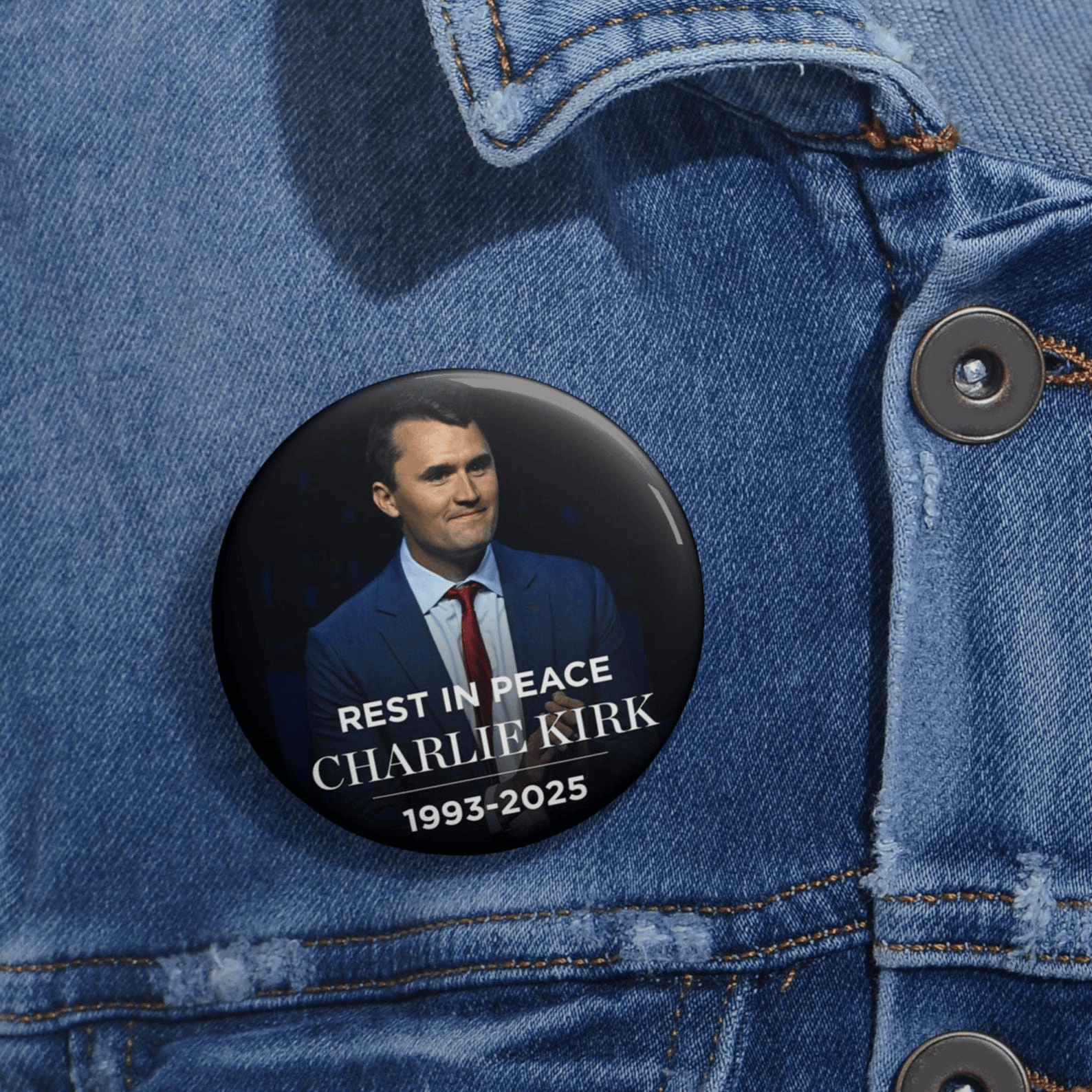 Charlie Kirk Memorial Pin Button RIP Tribute Badge Patriotic Republican Pin