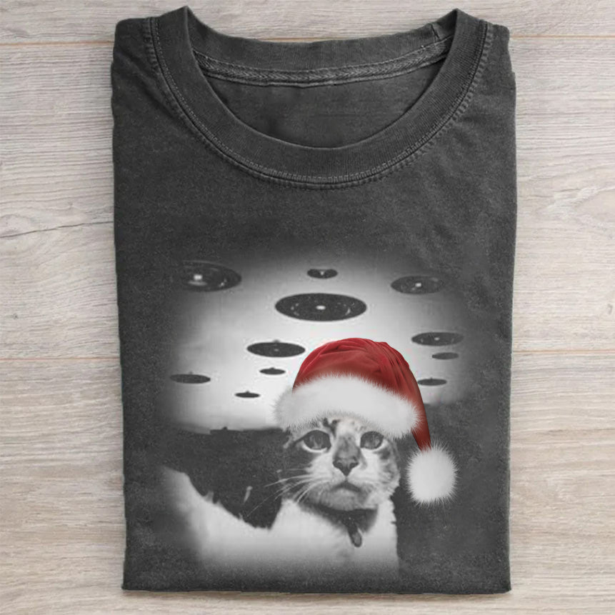 Christmas Cat Selfie With UFO Art Acid T-Shirt Holiday Cat Lovers Merch Best Gift For Pet Owners