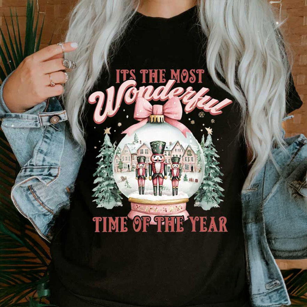 Christmas Nutcracker And Snow Globe T-Shirt Christmas Ideas For Wife Christmas Nutcracker And Snow Globe T-Shirt Christmas Ideas For Wife