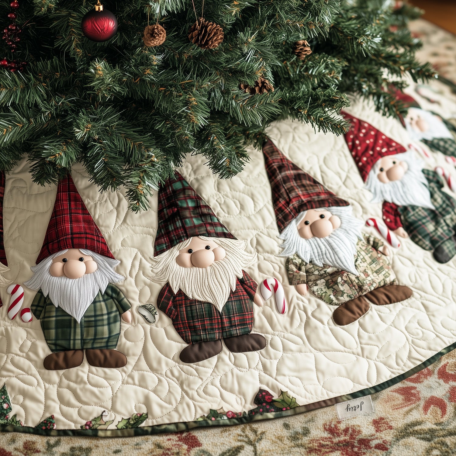 Christmas Quilted Tree Skirt Seasonal Tree Area Decoration Xmas Under-Tree Decoration