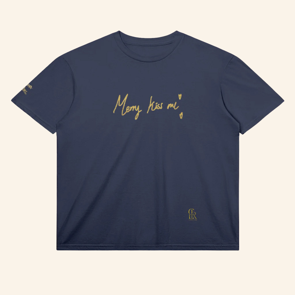 Cielor Merch Merry Kiss Me T-Shirt Birthday Gifts Ideas For Girlfriend