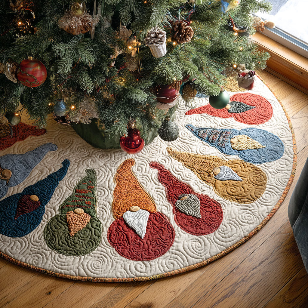 Cinnamon Whisker Christmas Quilted Tree Skirt Festive Quilted Tree Skirt with Elegant Design