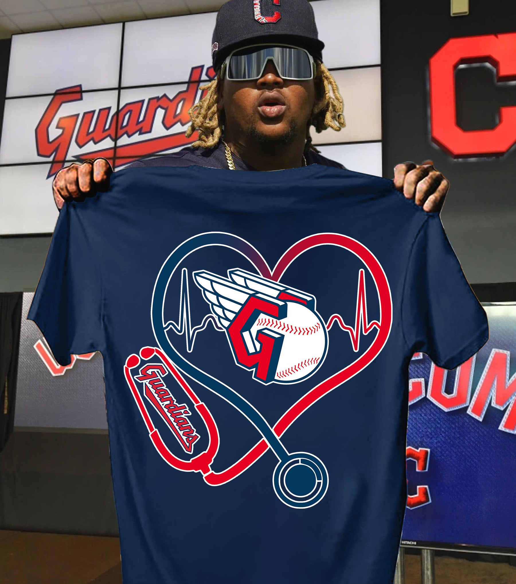 Cleveland Guardians Nurses Night T-Shirt Honor Nurses Day Baseball Gifts For Fans