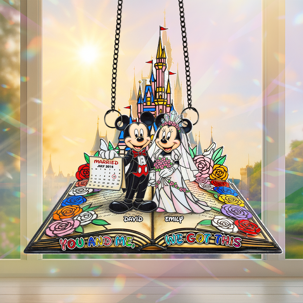 Couple suncatcher - Personalized Gifts For Married Couple - Festive Holiday Keepsake Gift Couple suncatcher - Personalized Gifts For Married Couple - Festive Holiday Keepsake Gift