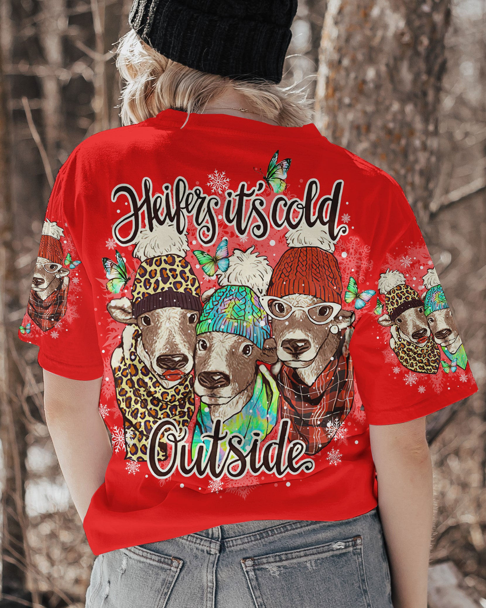 Cow Heifers It's Cold Outside Christmas T-Shirt Winter Clothing Xmas Cow Gift Ideas