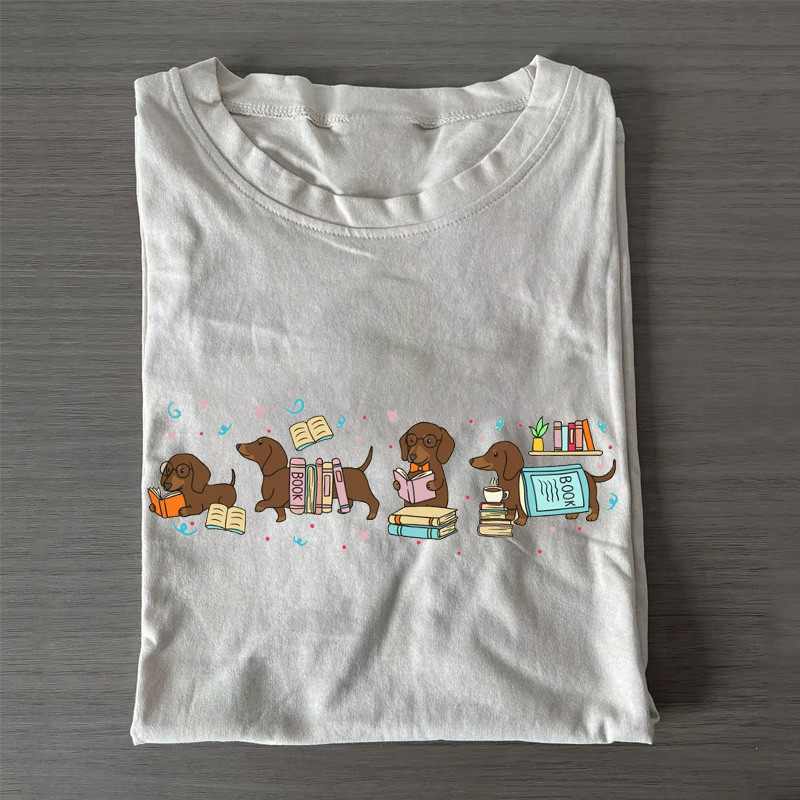 Dachshund Reading Book T-Shirt Cute Bookworm Animal Clothing Gifts For Teens