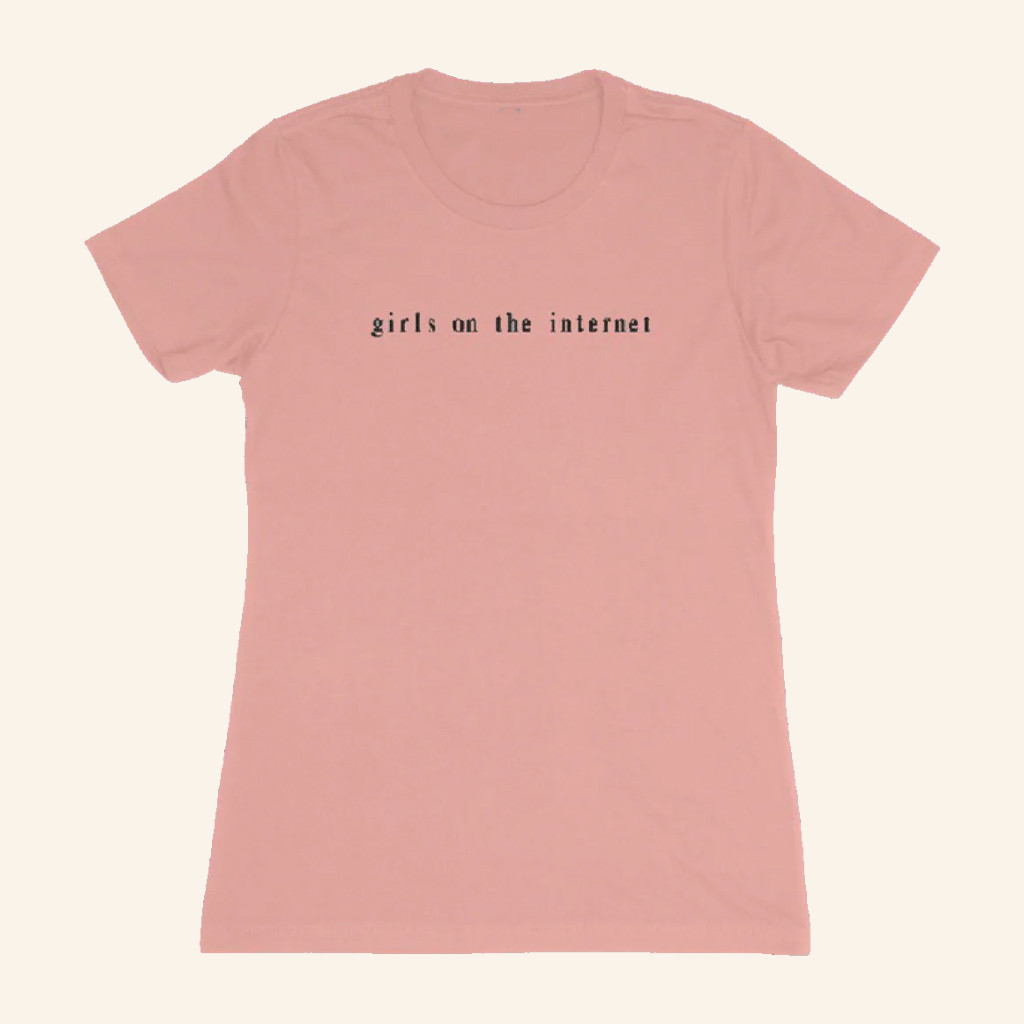 Elita Music World Merch Girls On The Internet T-Shirt Christmas Gifts For Her