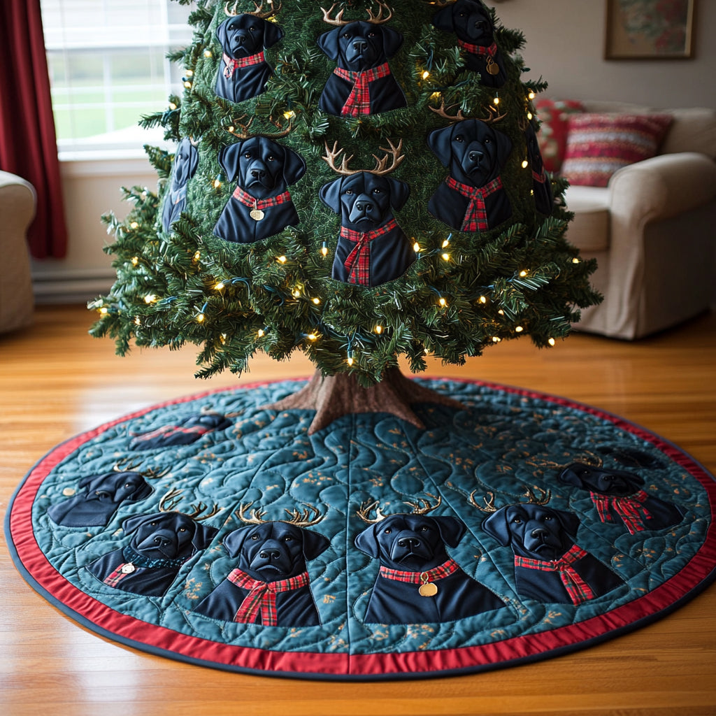 Festive Paws Christmas Quilted Tree Skirt Xmas Decorations Gifts For Labrador Retriever Lovers