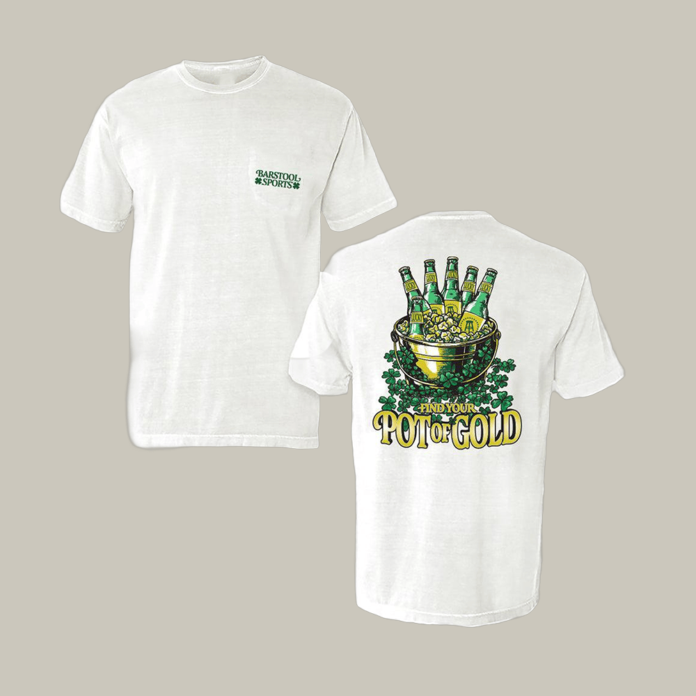 Find Your Pot Of Gold Pocket T-Shirt Saint Patrick's Day 2026 Clothes Best Gift For Boyfriend