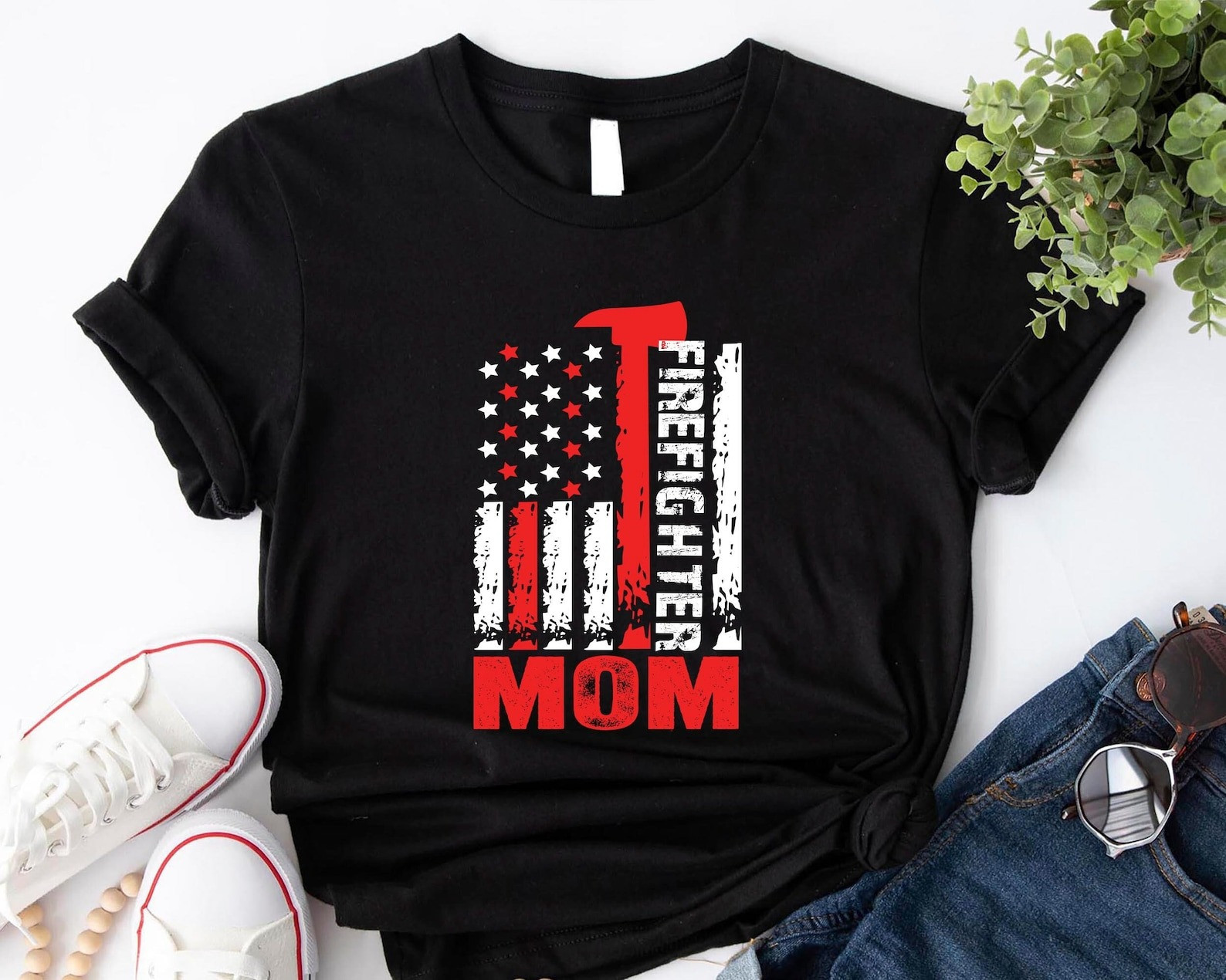 Firefighter Mom T-Shirt Gifts For Firefighters