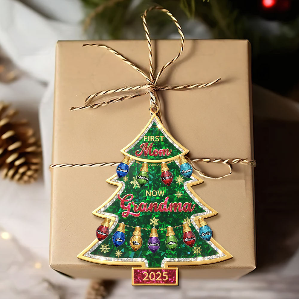 First Mom, Now Grandma Tree Ornament Personalzied Christmas Gifts - Festive Holiday Keepsake Gift