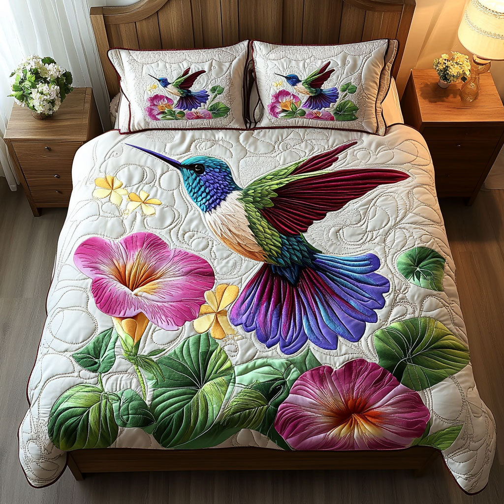 Floral Serenade Quilted Bedding Set Comfortable Microfiber Bedding Set for Everyday Use