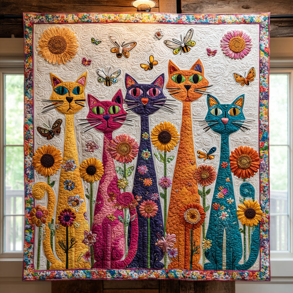 Floral Whimsical Cat Quilt Luxury Quilt Blanket with Decorative Stitching