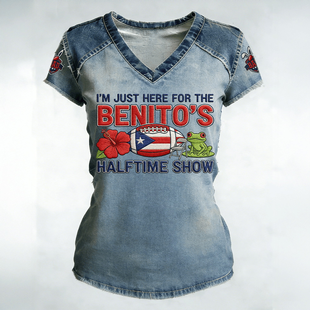 Frog I'm Just Here For The Benito's Halftime Show V-Neck Shirt Bad Bunny Merch