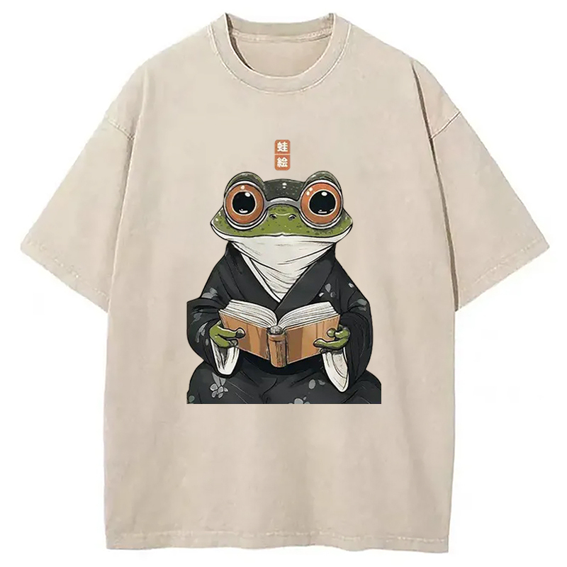 Frog Reading Washed T-Shirt Cool Graphic Tee For Men Women Gifts For Brother