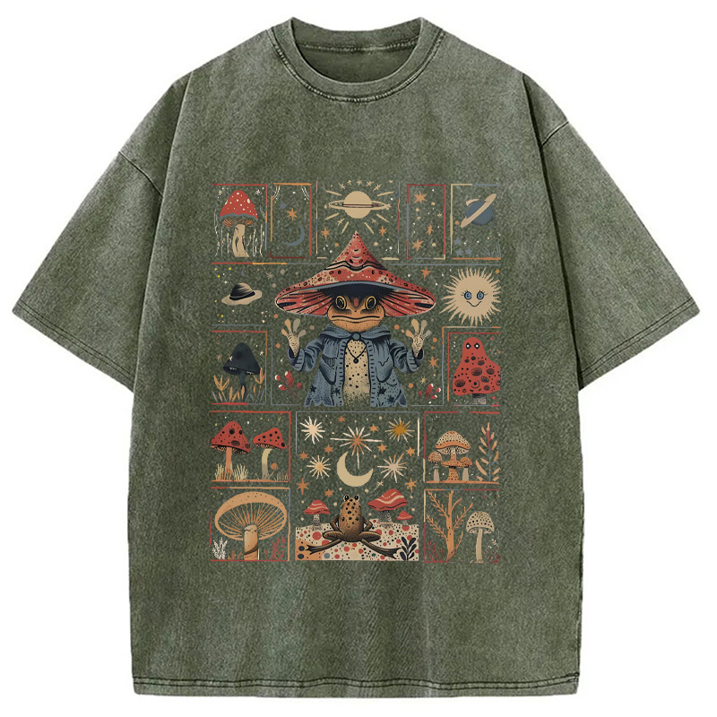 Frog Wizard Washed T-Shirt Casual Vintage Everyday Look Gifts For BFF
