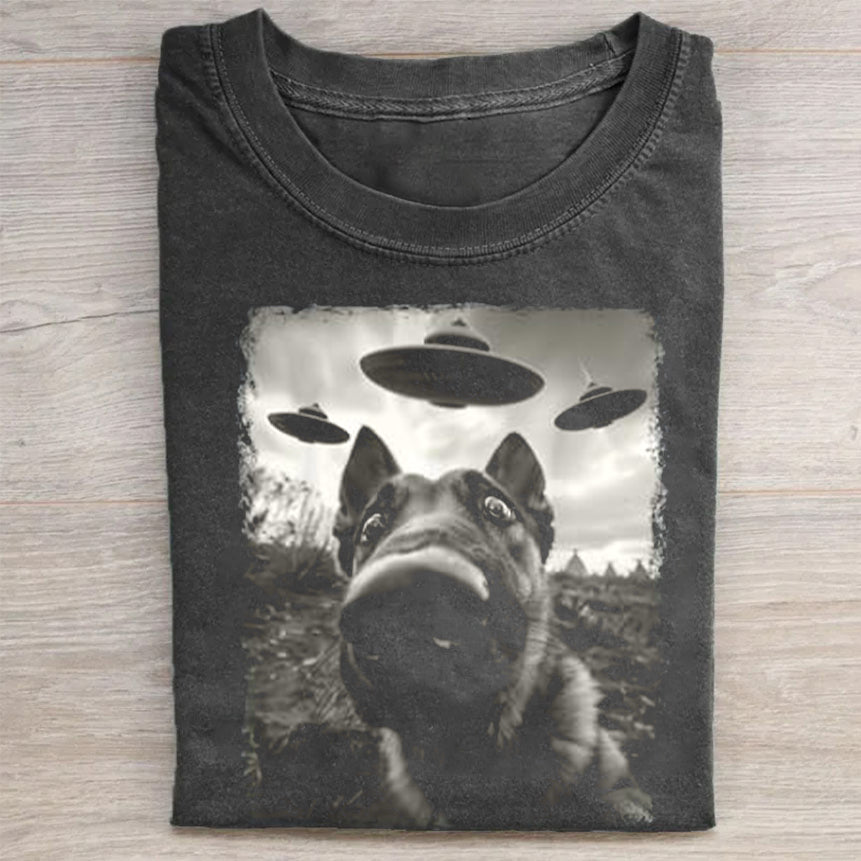 German Shepherd Dog UFO Alien Extraterrestrial Selfie T-Shirt Unique Pet Merch Best Gift For Dog Owners