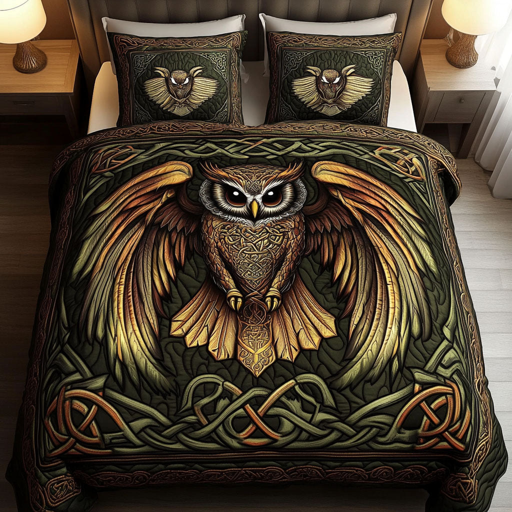 Golden Flight Quilted Bedding Set Trendy Bedding Set for Bedroom Makeover