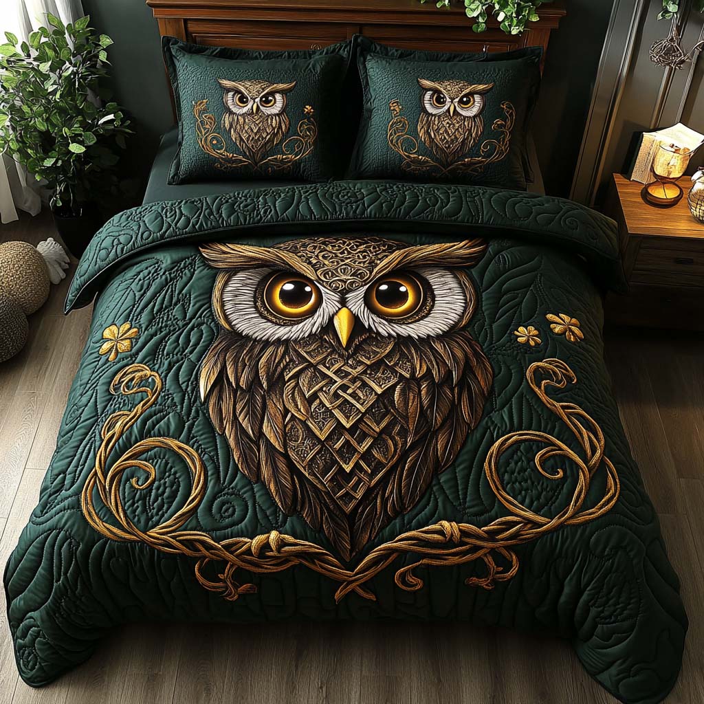 Golden Gaze Quilted Bedding Set High-Quality Cotton Bedding Set for Deep Sleep