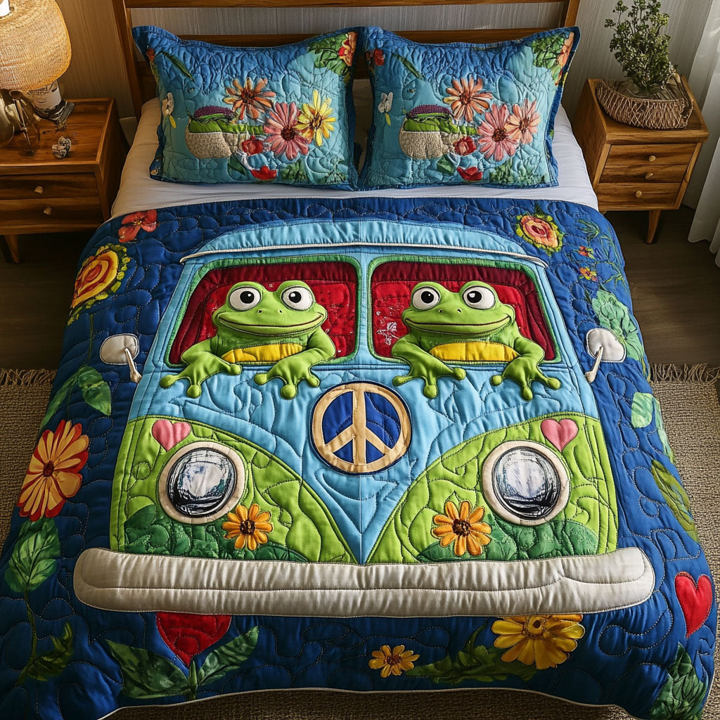 Groovy Green Gang Quilted Bedding Set Holiday Duvet Cover Set Frog Themed Gifts For Adults