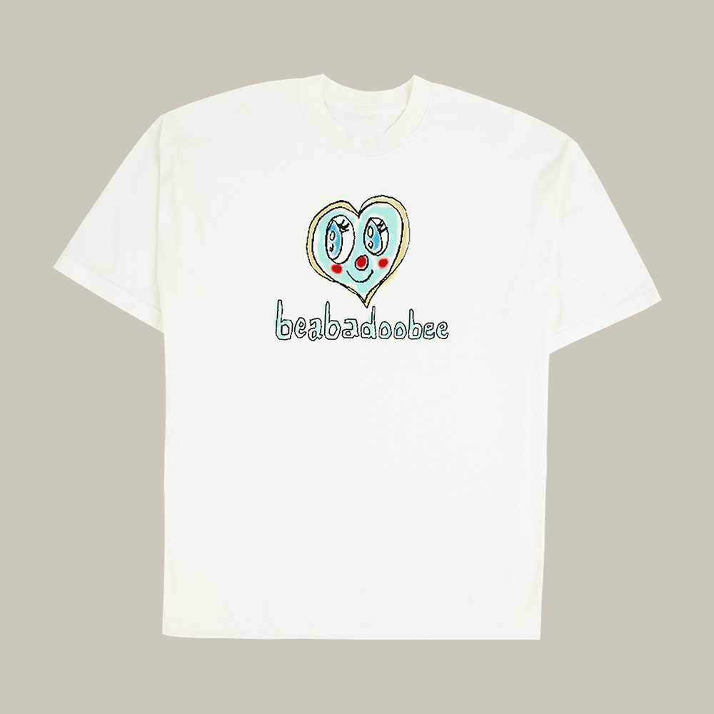 Heart Eyes Beabadoobee T-Shirt Music Concert Tee Beabadoobee Lover Gift For Her