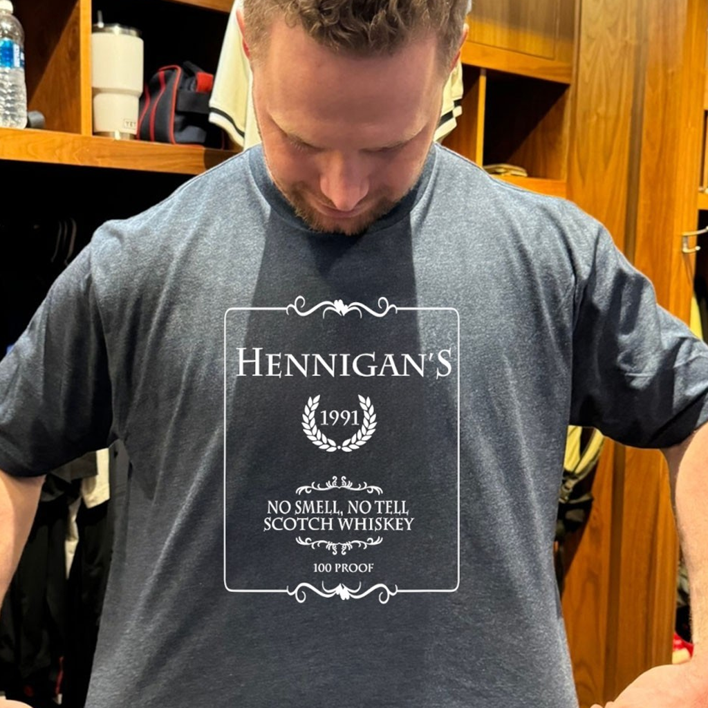 Hennigan's No Smell No Tell Scotch Whiskey 1991 Shirt Gifts For Father